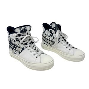 Christian Dior Walk'N'Dior Star High Top Sneaker White Blue Leather 35 EU 5 US